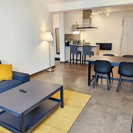 2bedroom + 2bathroom With Garage In Lux Lejlighed Luxembourg By