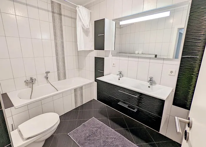 2bedroom + 2bathroom With Garage In Lux